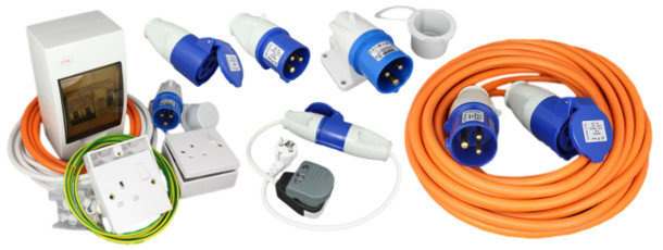 Streetwize Boat Marine 240v Hook Up Kit – UK & EU Plugs, Sockets & Extension Cables