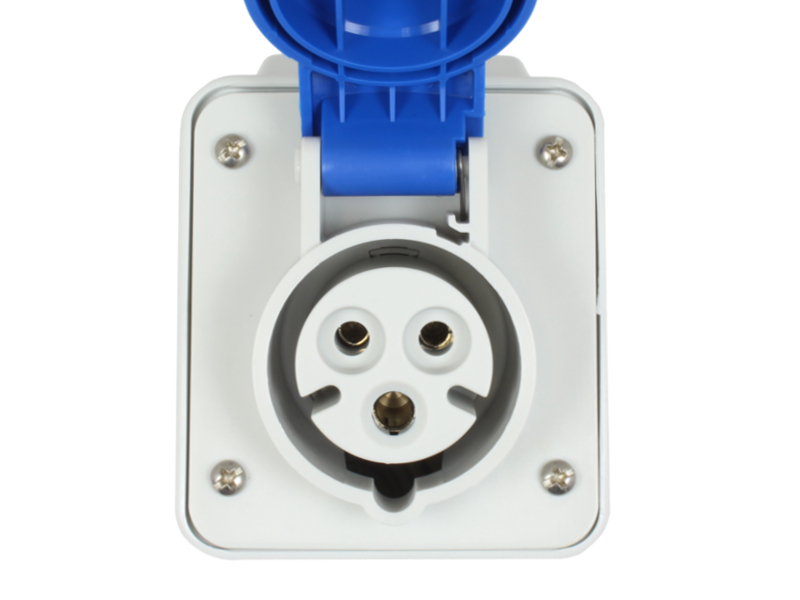240V 16A Garage Outlet (Hook-Up) | 12 Volt Planet