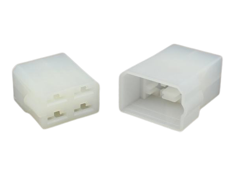 4 Way Multiple Connector Block M F Pair 12 Volt Planet