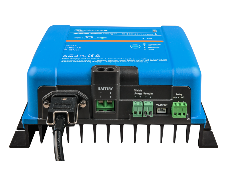 Victron Phoenix Smart IP43 laturi 12/50 Bluetooth, 1+1 LÄHTÖÄ (50A/25A