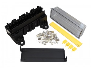Standard Blade Fuse Box - Side Entry Terminals | 12 Volt Planet